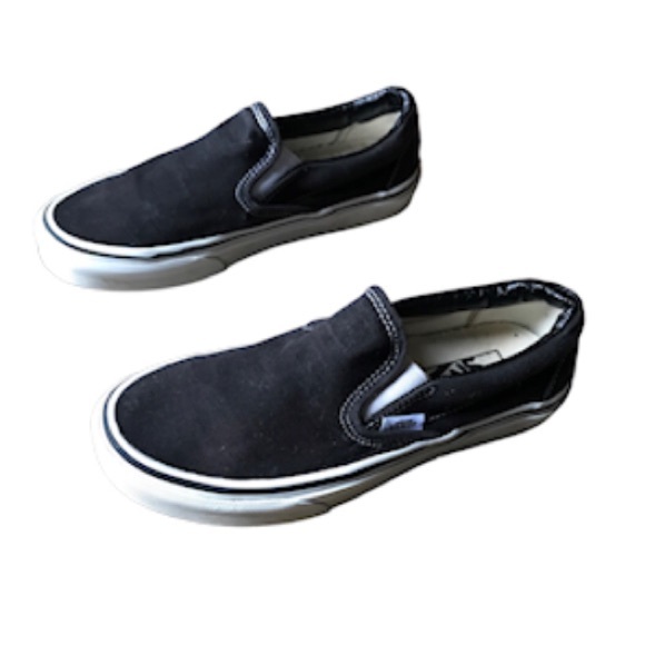 Vans unisex black and white slip on shoes W size 6 M size 4.5 great condition - Picture 3 of 5